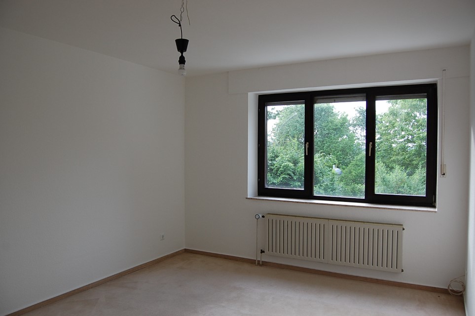 Großzügiges, gepflegtes Reihenhaus in schöner Lage - Photo 2