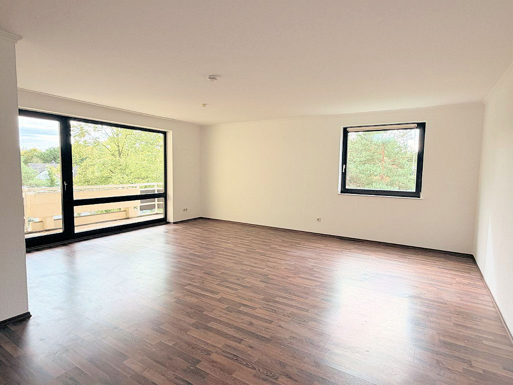 Frisch renovierte, großzügige 3-Zimmerwohnung mit Balkon - Foto 1